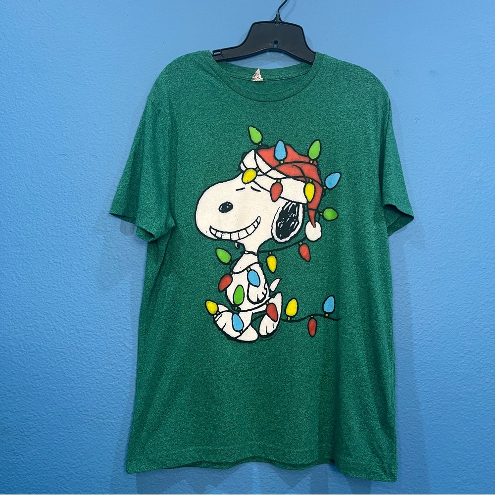 2016 Green Peanuts Snoopy With Christmas Lights Shirt Size Large